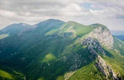 CINGHIALATA  ALLE PENDICI DEL MONTE CATRIA 